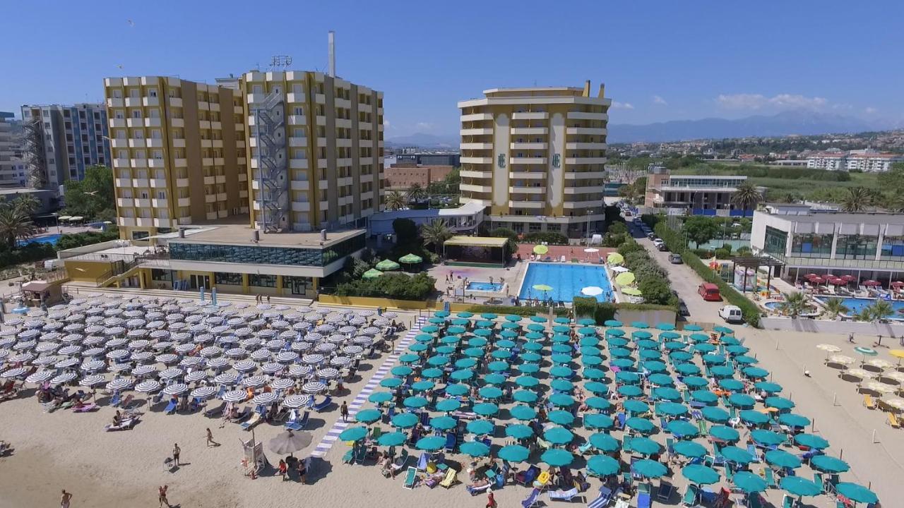 Grand Hotel Montesilvano Marina Esterno foto