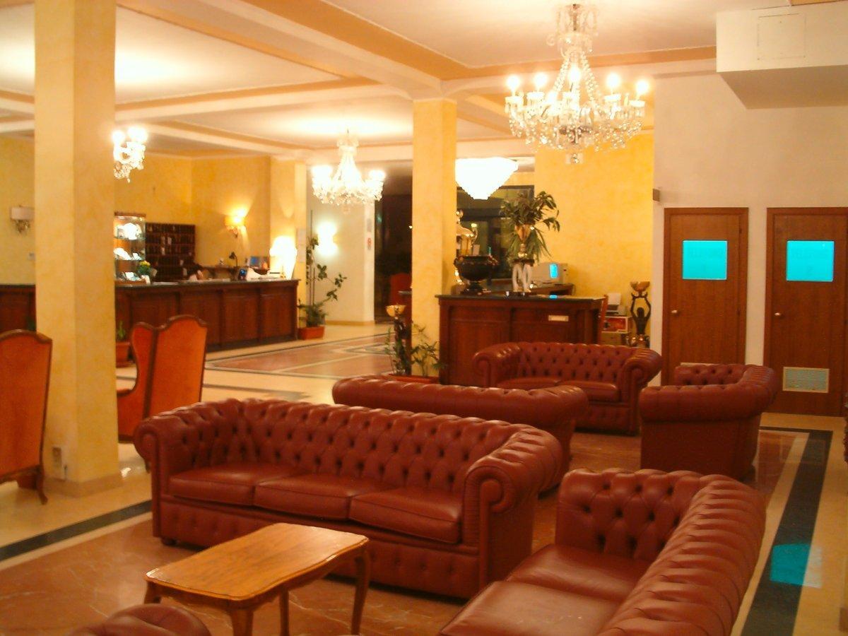 Grand Hotel Montesilvano Marina Esterno foto